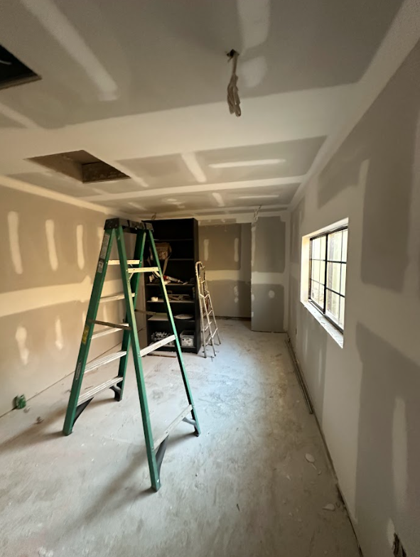 Interior painting and drywall repair service in Memphis TN