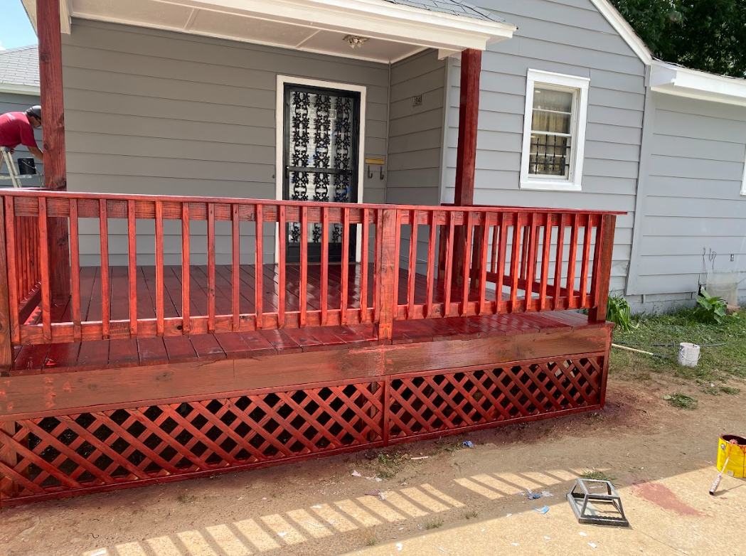 Exterior painting and wood stain services Memphis TN